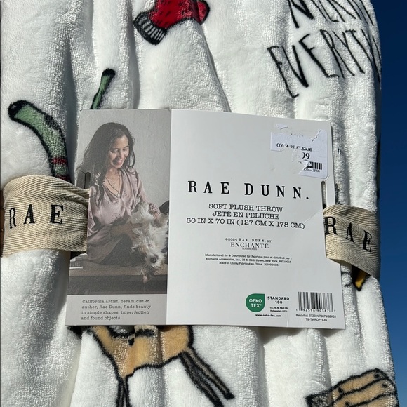 NWT! Rae Dunn Soft Plush ThrowHoliday Blanket - Picture 1 of 6
